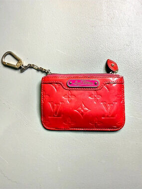 Louis Vuitton Monogram Vernis Pochette Cles Red Wallet